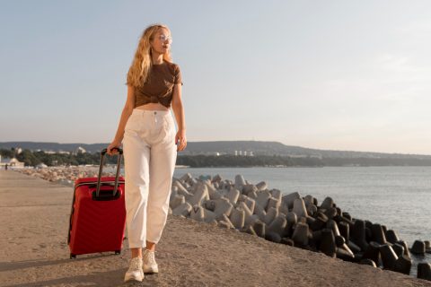 Aeroplay Credit Card by Chase: Up to 100,000 Bonus Points, Enough to Travel to Another Continent!